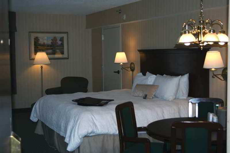 Hampton Inn Rocky Mount Room photo